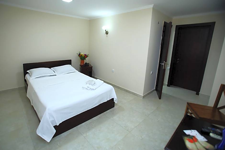 Route Hotel