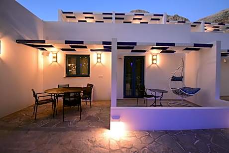 Ground Floor Studio Apartment