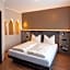 Wali's Hotel