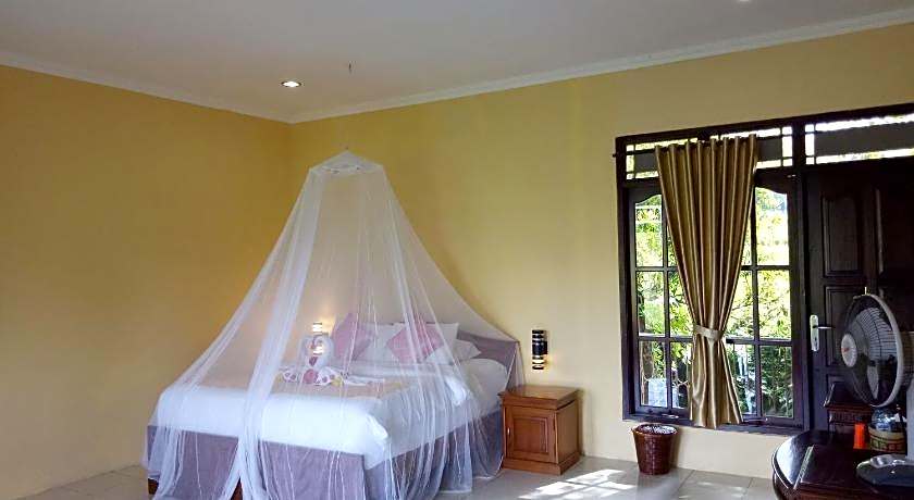 Atres Villa