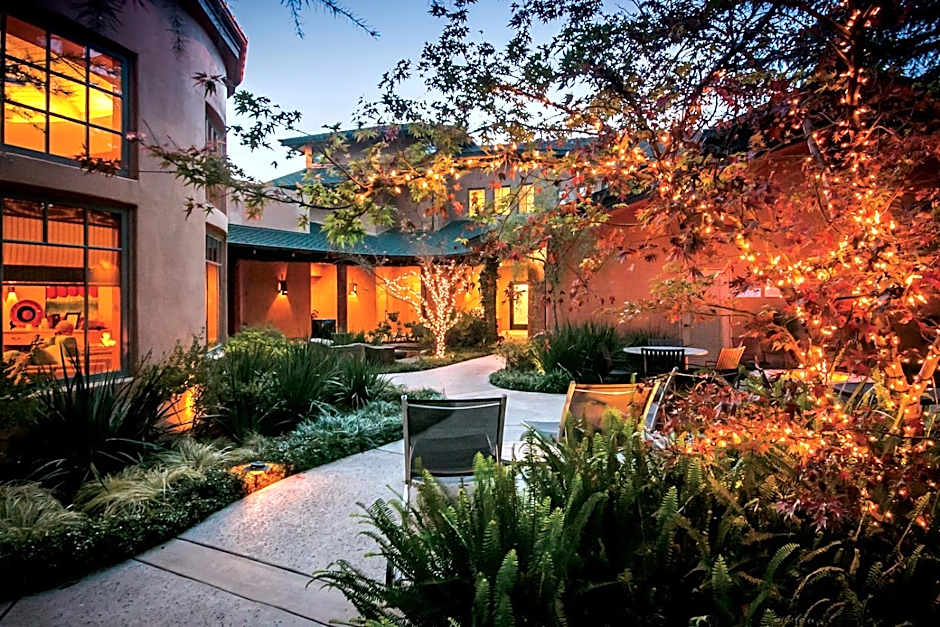 Wine & Roses Hotel Restaurant Spa Lodi