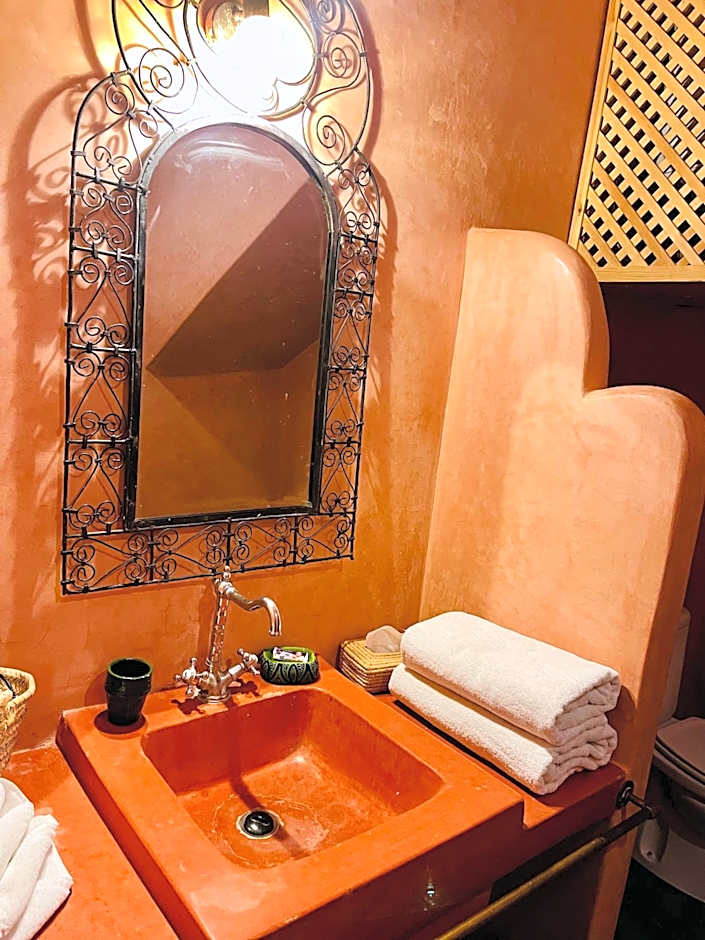 Riad Zarka By La Siredrah