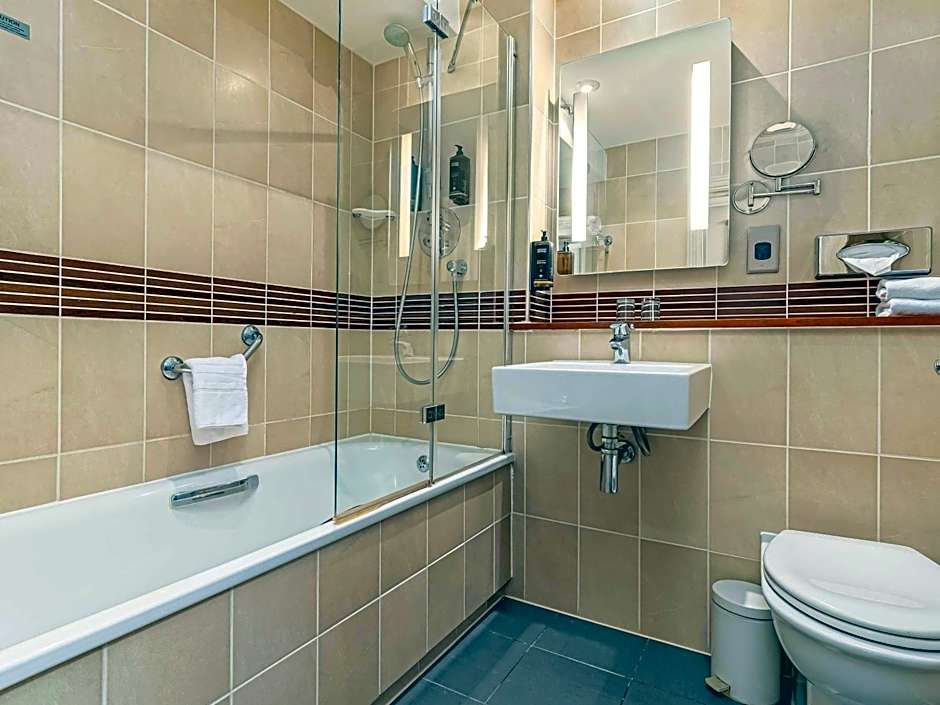 Mercure Salisbury White Hart Hotel