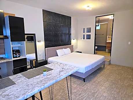 Superior King Suite