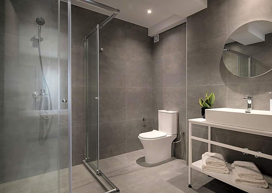 Calives Premium Stay