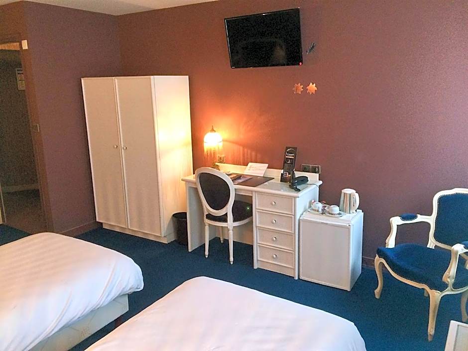 Photo 1 of 6 of Superior 2 Beds
