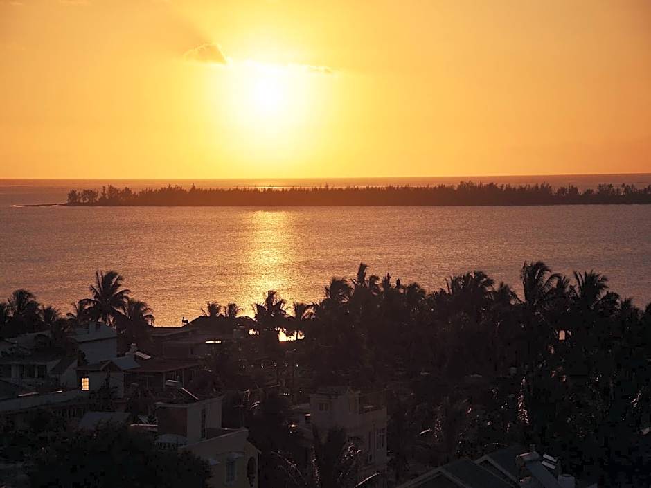 Happy Days Guest House