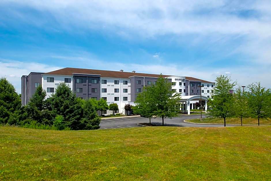 Courtyard by Marriott Harrisburg Hershey