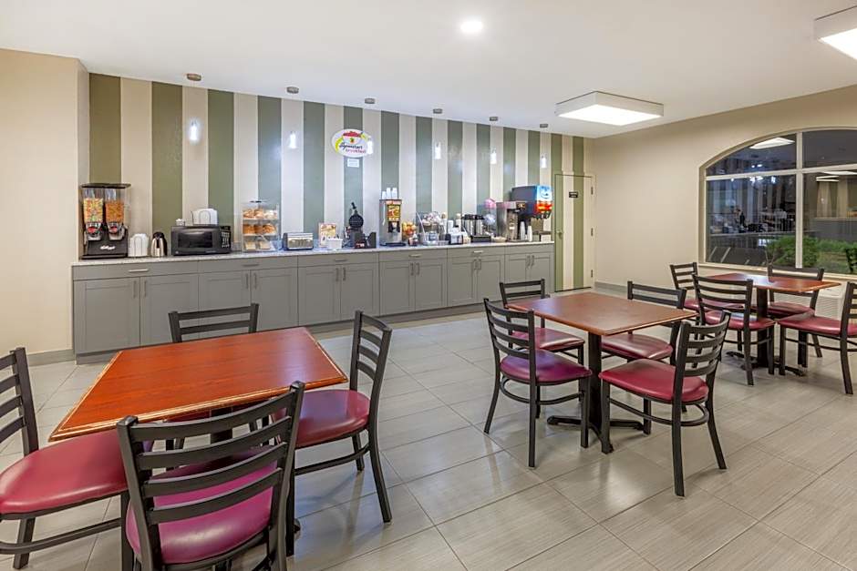 Super 8 by Wyndham La Grange KY