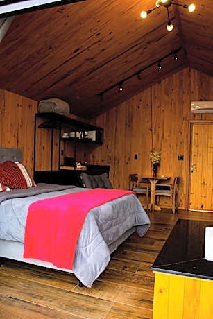 One-Bedroom Master Chalet