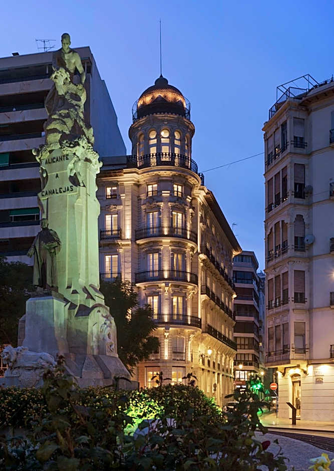 Casa Alberola Alicante, Curio Collection by Hilton