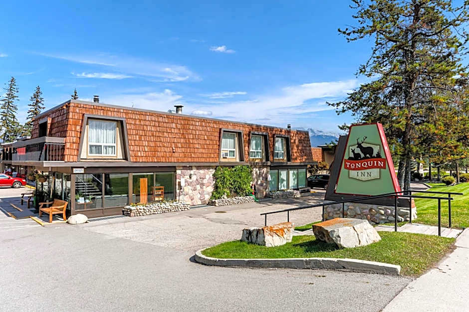 Photo 1 of 49 of Tonquin Inn