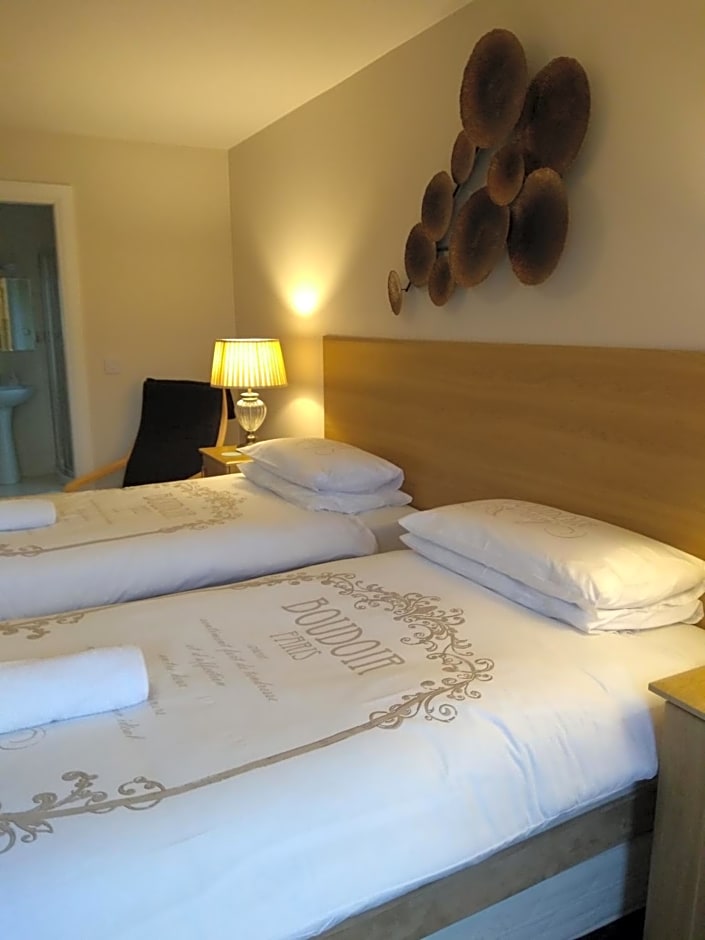 Tollyrose Country House