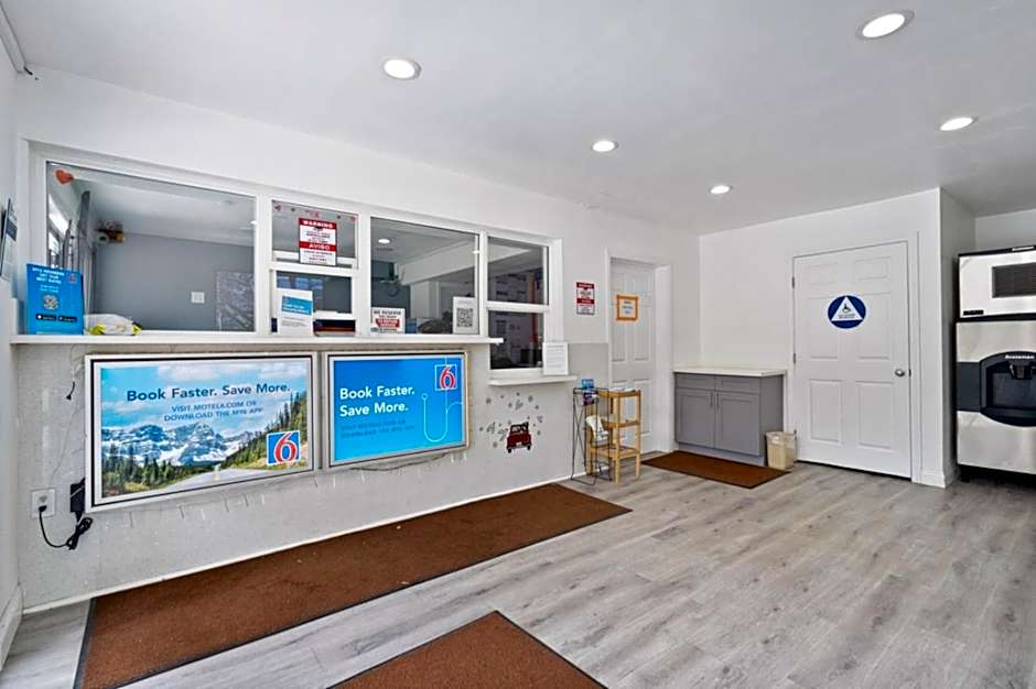 Motel 6-Big Bear Lake, CA