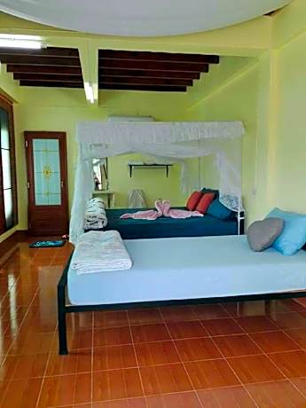 Private Room for 3 guests in Nan Sukkho Homestay