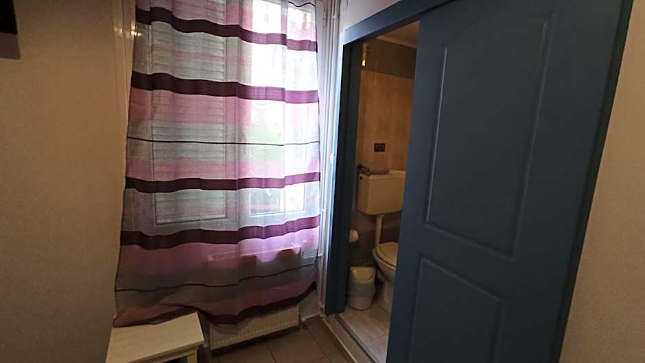 Hera Hotel