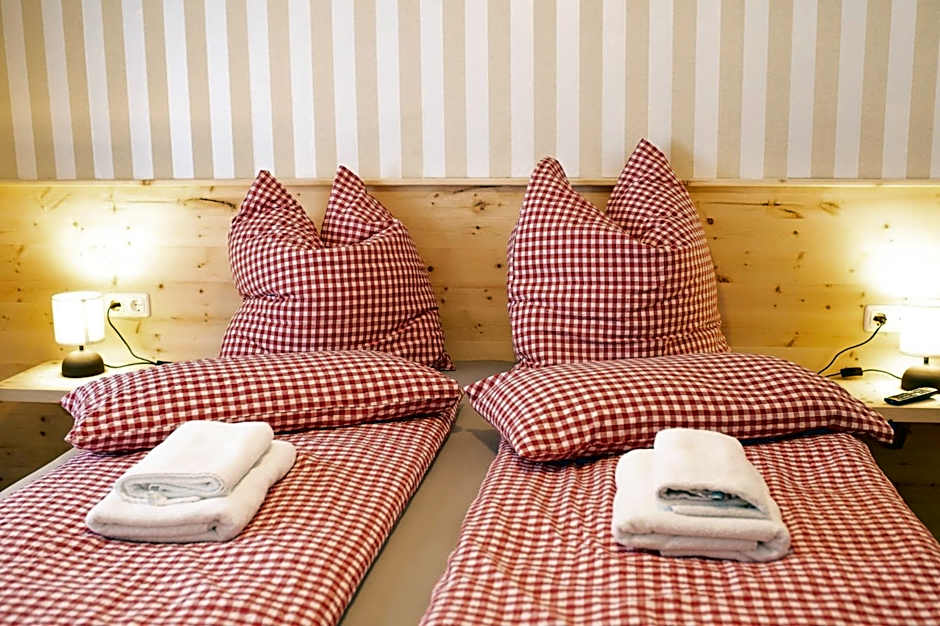 Rösslgut Bed & Breakfast