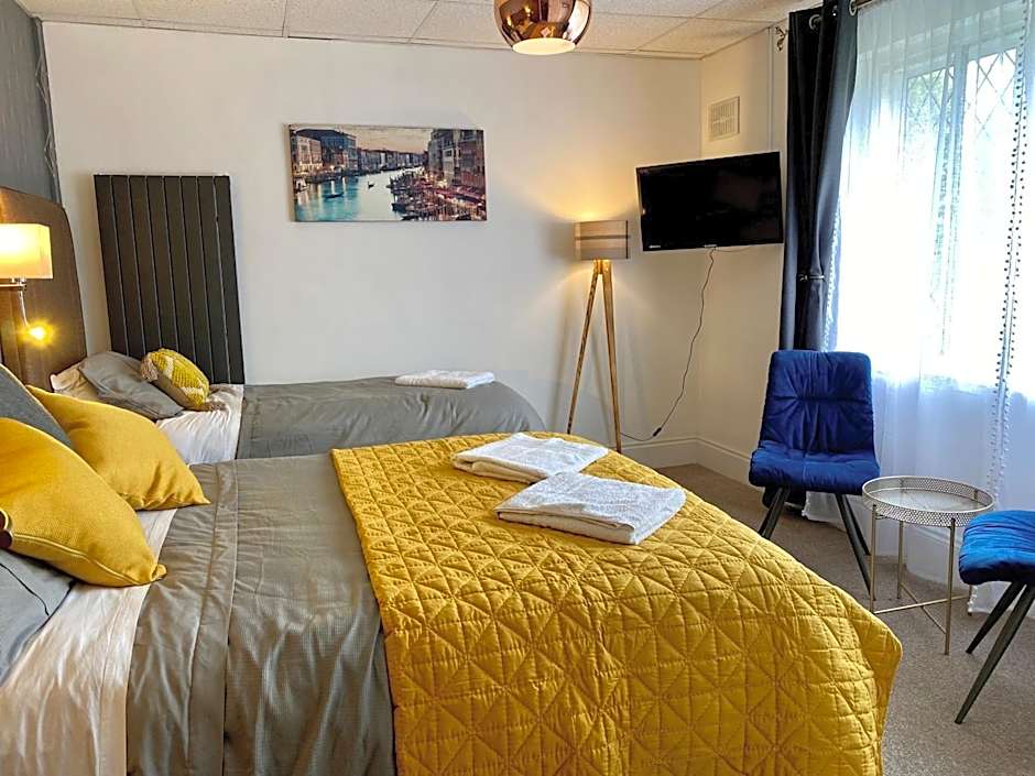 Charde Guest House