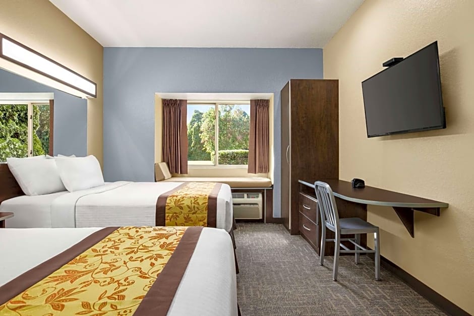 Microtel Inn & Suites By Wyndham Woodstock/Atlanta North