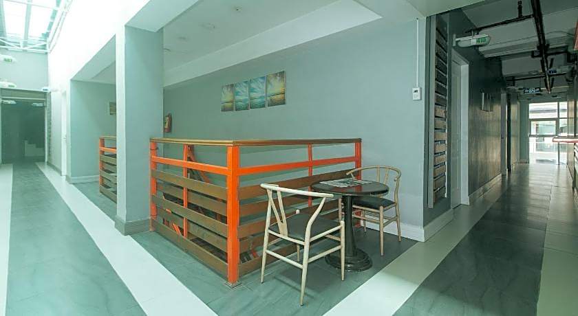 RedDoorz Plus near UV Mandaue Cebu