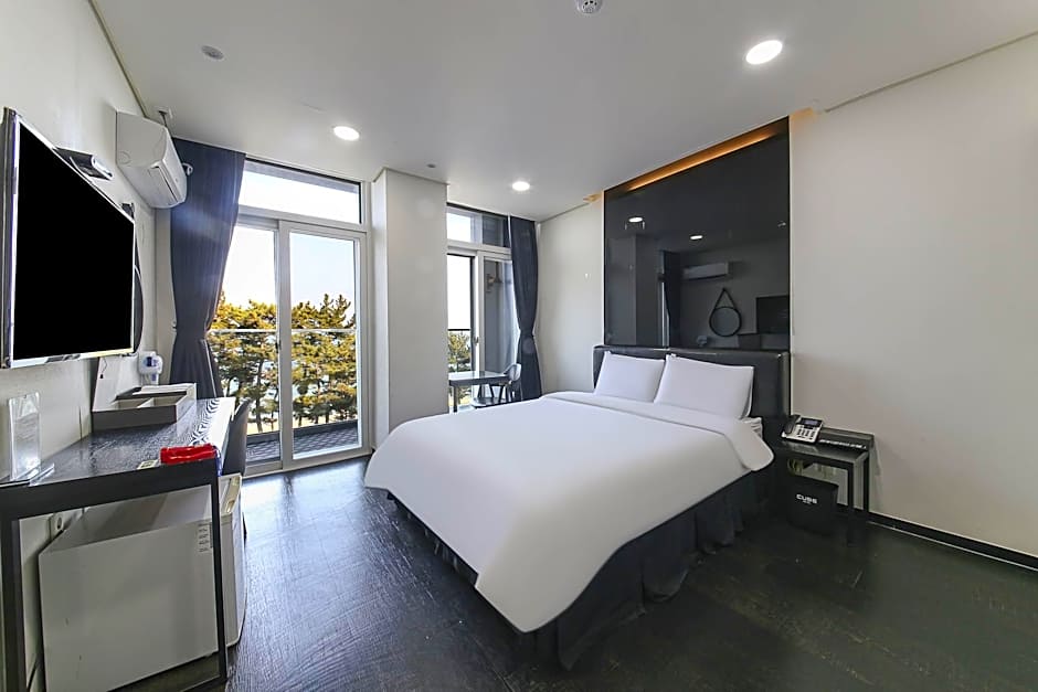 Hotel Cube