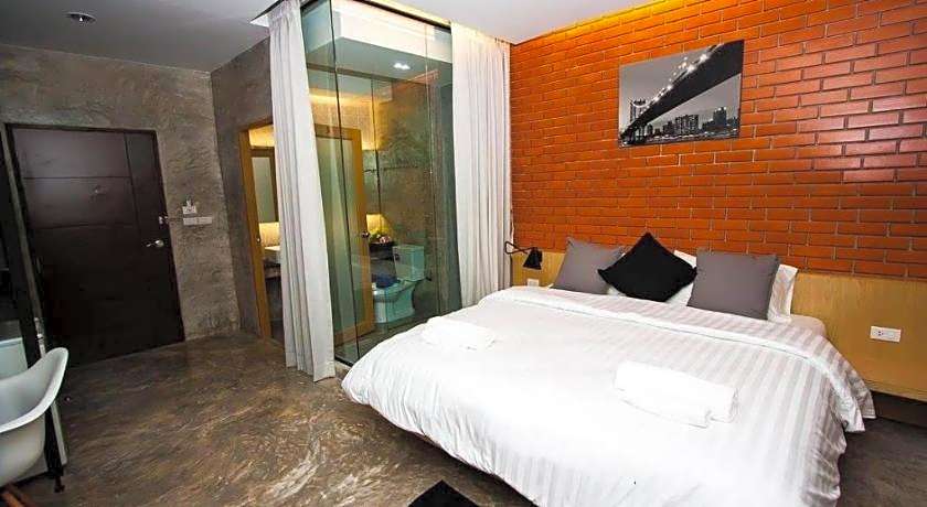 Journey Hostel Surat