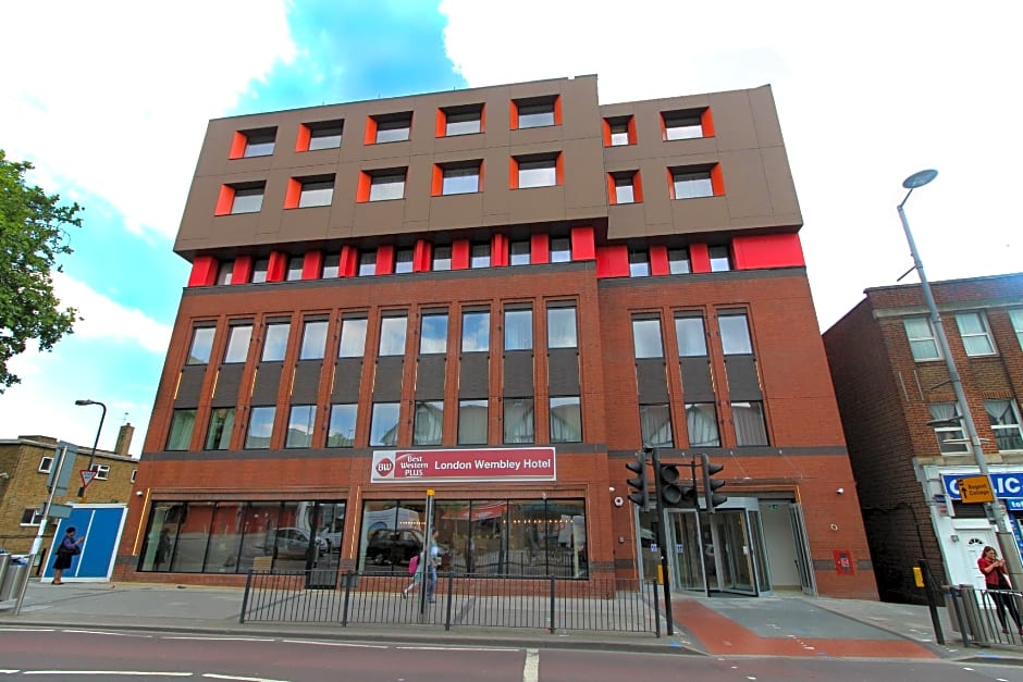 Photo 1 of 50 of Best Western Plus London Wembley Hotel