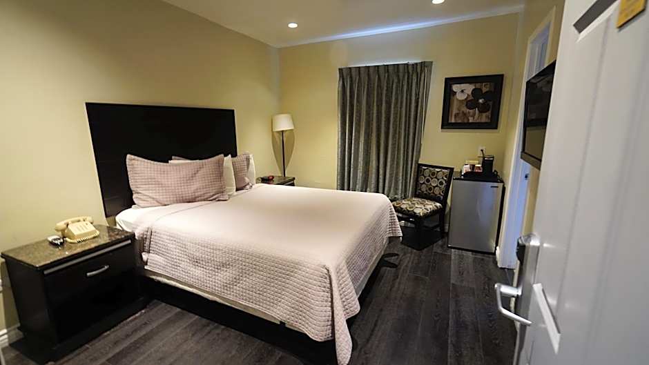 Trylon Hotel - Hollywood