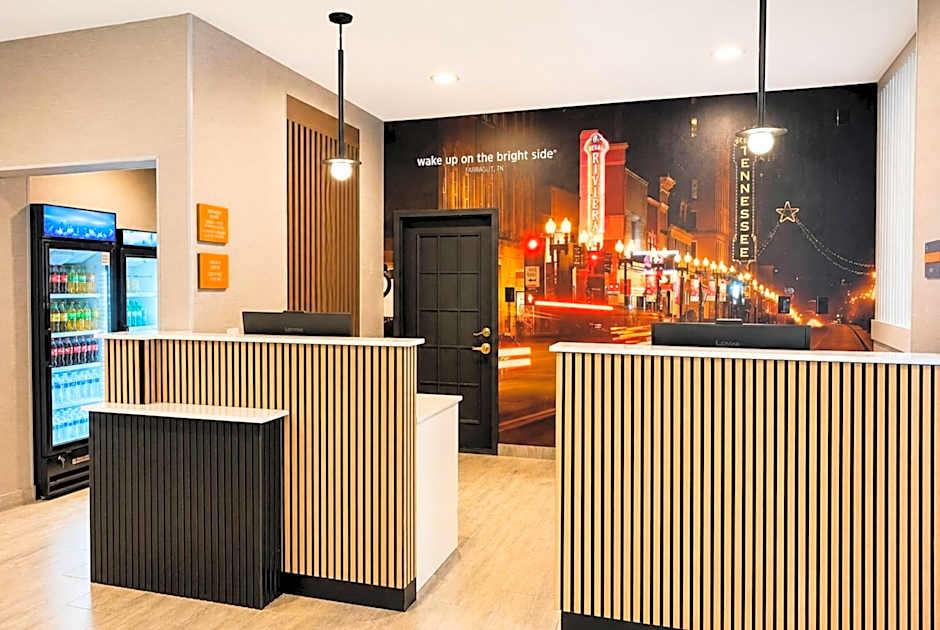 La Quinta Inn & Suites by Wyndam Knoxville West