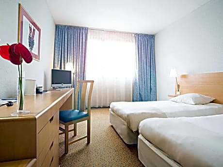 Twin Room - single occupancy - Non-refundable - Breakfast included in the price