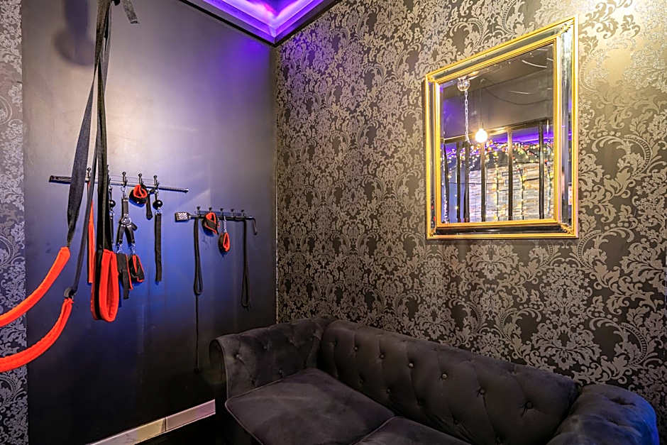 Sweet SECRET'S JACUZZI