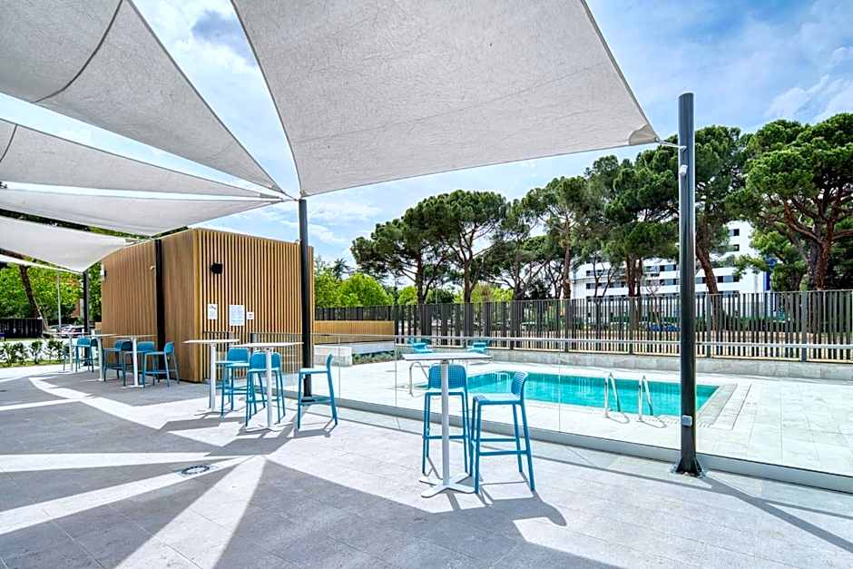 Holiday Inn Express Madrid Airport By IHG