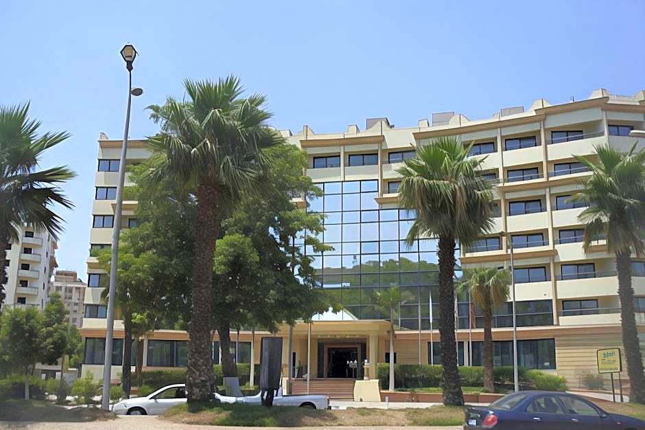 Azal Pyramids Hotel