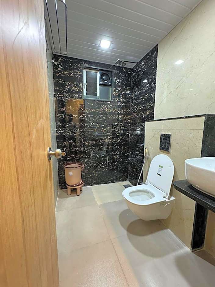 Hotel Atithi Inn Akluj