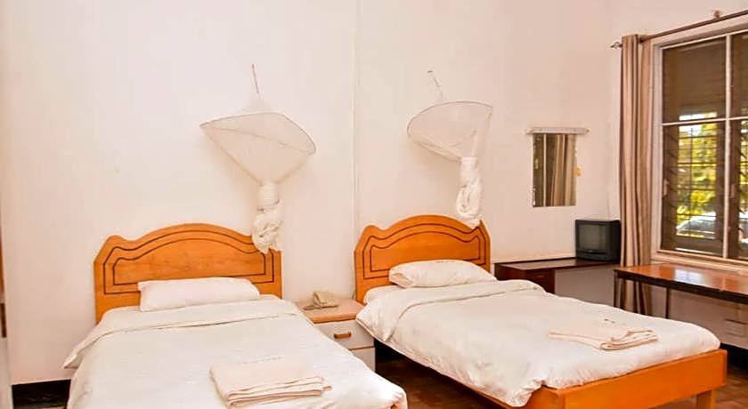 MAKERERE UNIVERSITY GUEST HOUSE