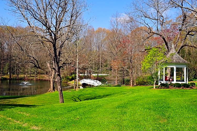 Monmouth Historic Inn