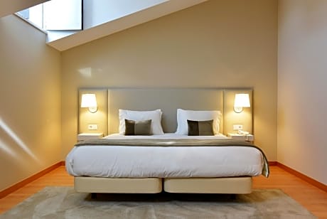 Interior Double Room - Single Use