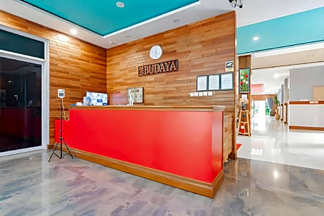 Sans Hotel Budaya Cirebon