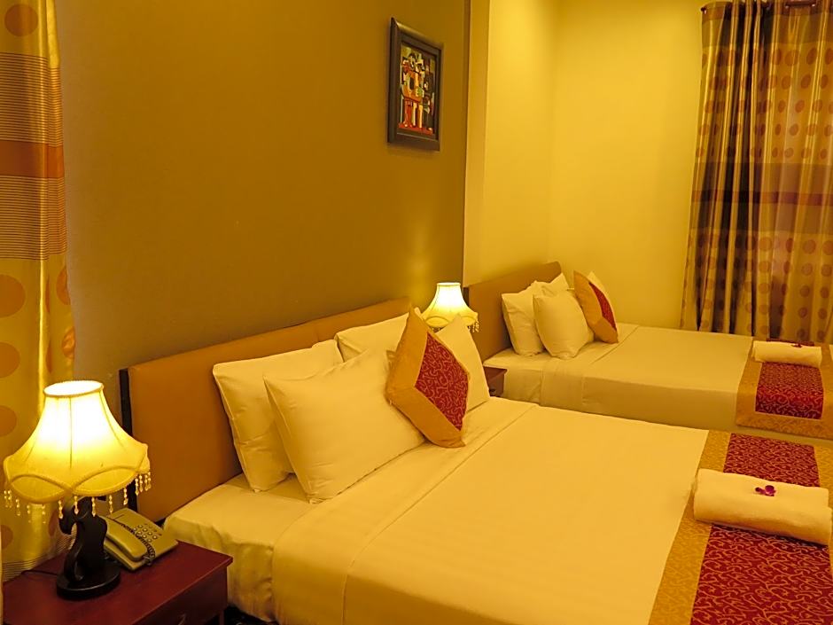 Sunflowers Hotel Airport 