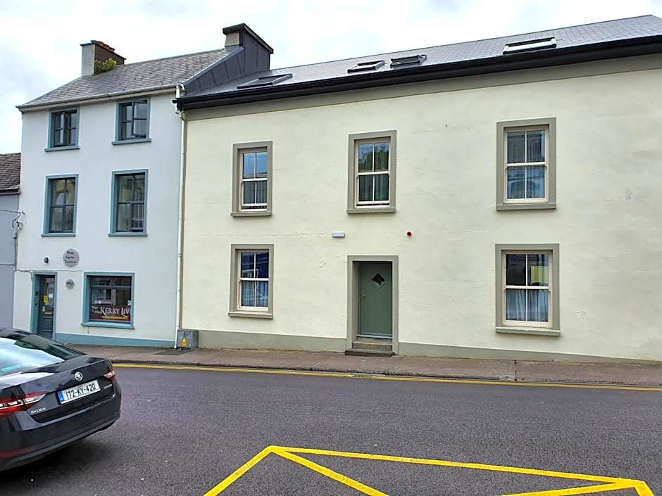 Dingle Garden Townhouse