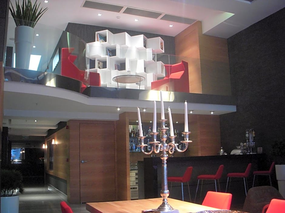Met Boutique Hotel