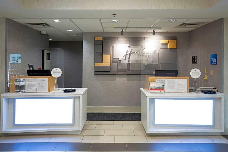 Holiday Inn Express Hotel & Suites Louisville South-Hillview By IHG