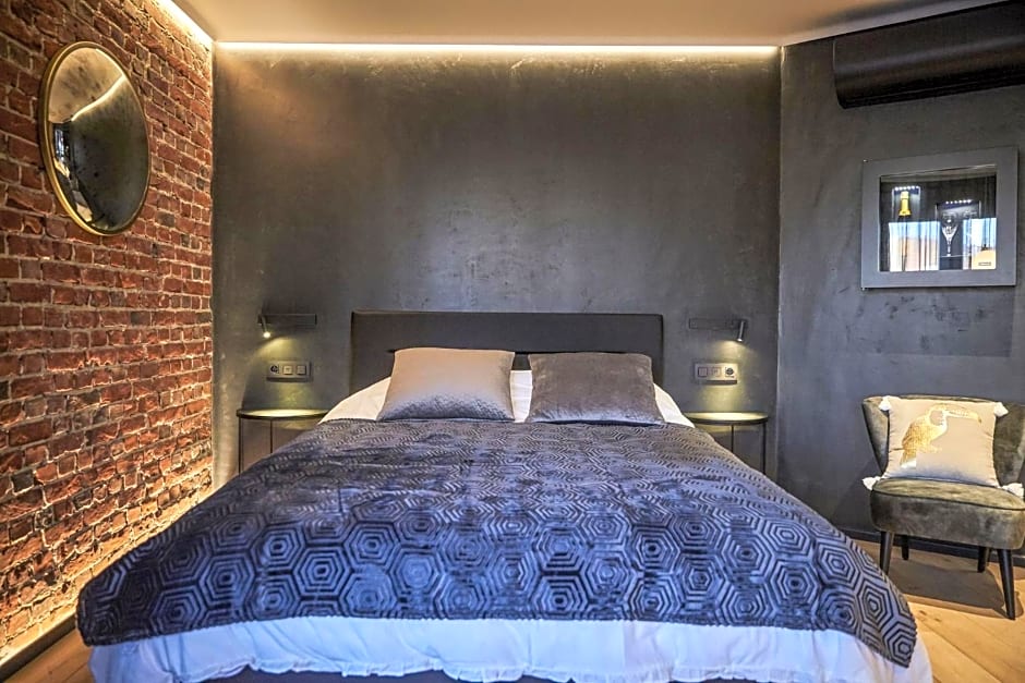 Hotel ONIRO - Luxury Rooms & Wellness Suites