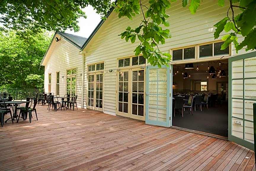 Oscar's On The Yarra