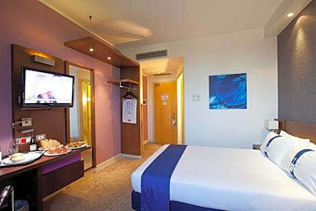 Standard Double Room with Sofa Bed