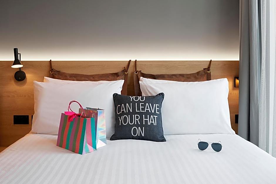 Moxy Manchester City Centre