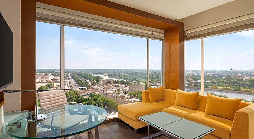 Renaissance by Marriott Lucknow Hotel