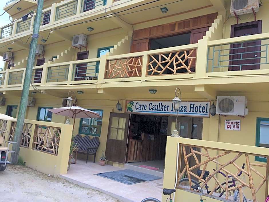 Caye Caulker Plaza Hotel