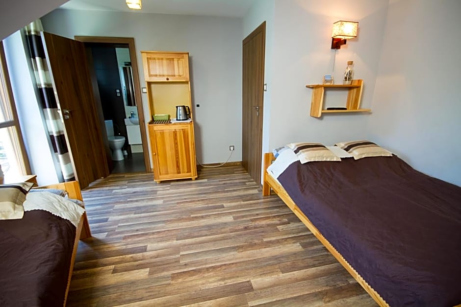 Pokoje goscinne "U Adaska"