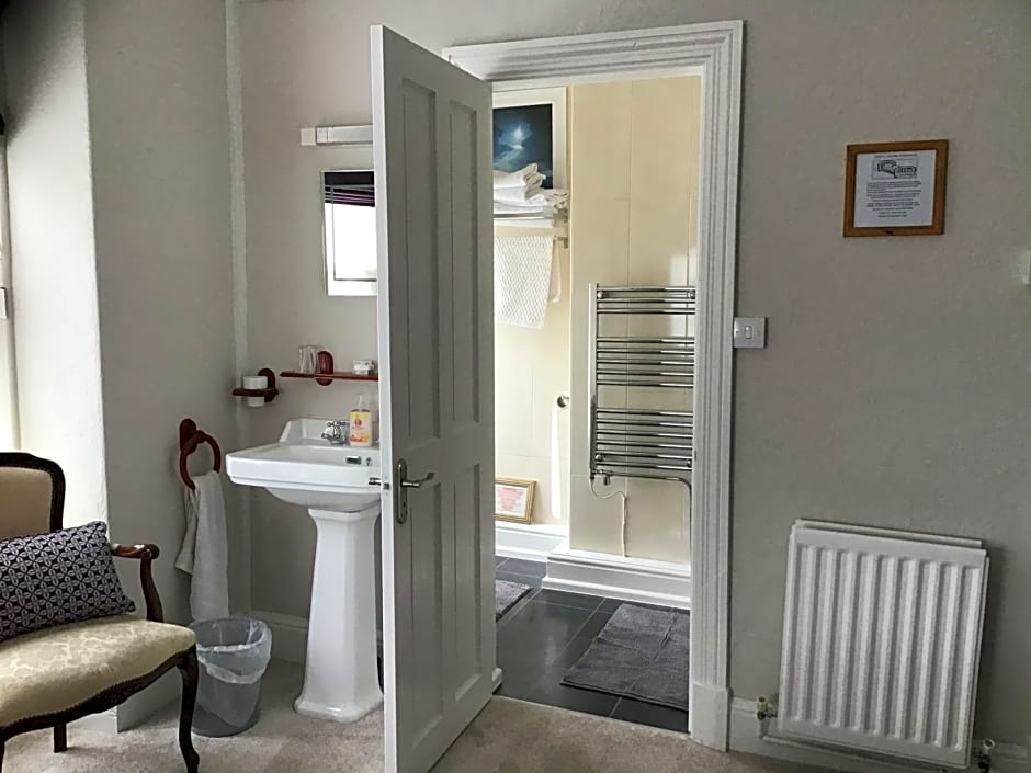 Beechwood House B&B – Llanarthne
